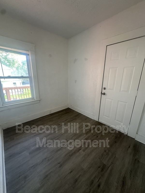1125 E 99th St - Photo 6 of 10