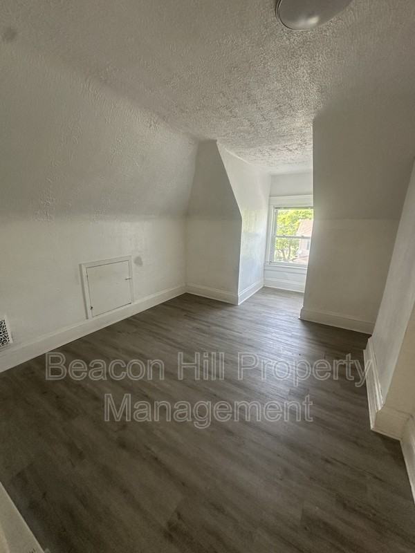 1125 E 99th St - Photo 7 of 10