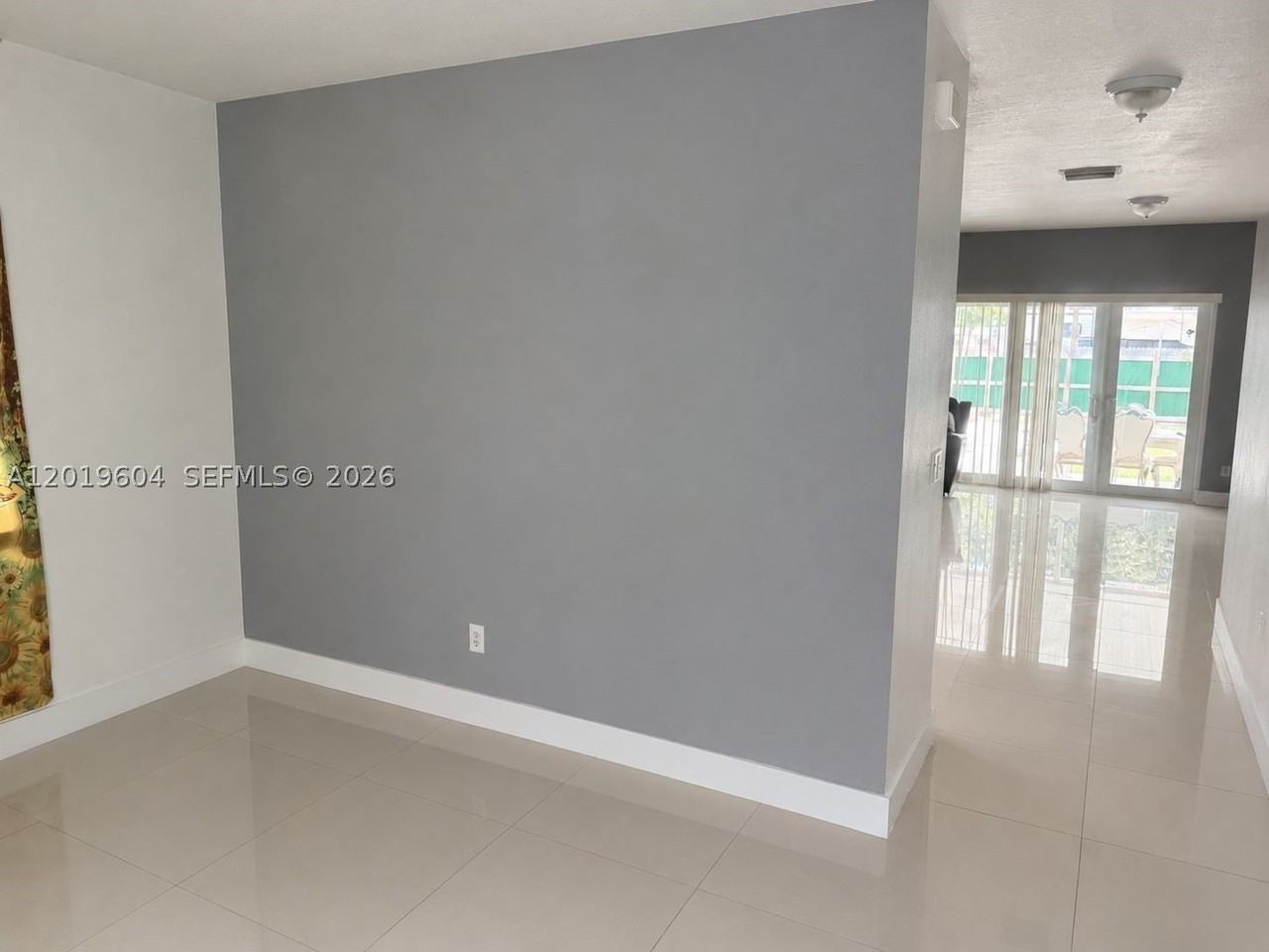 1507 Nw 100th St - Photo 2 of 14