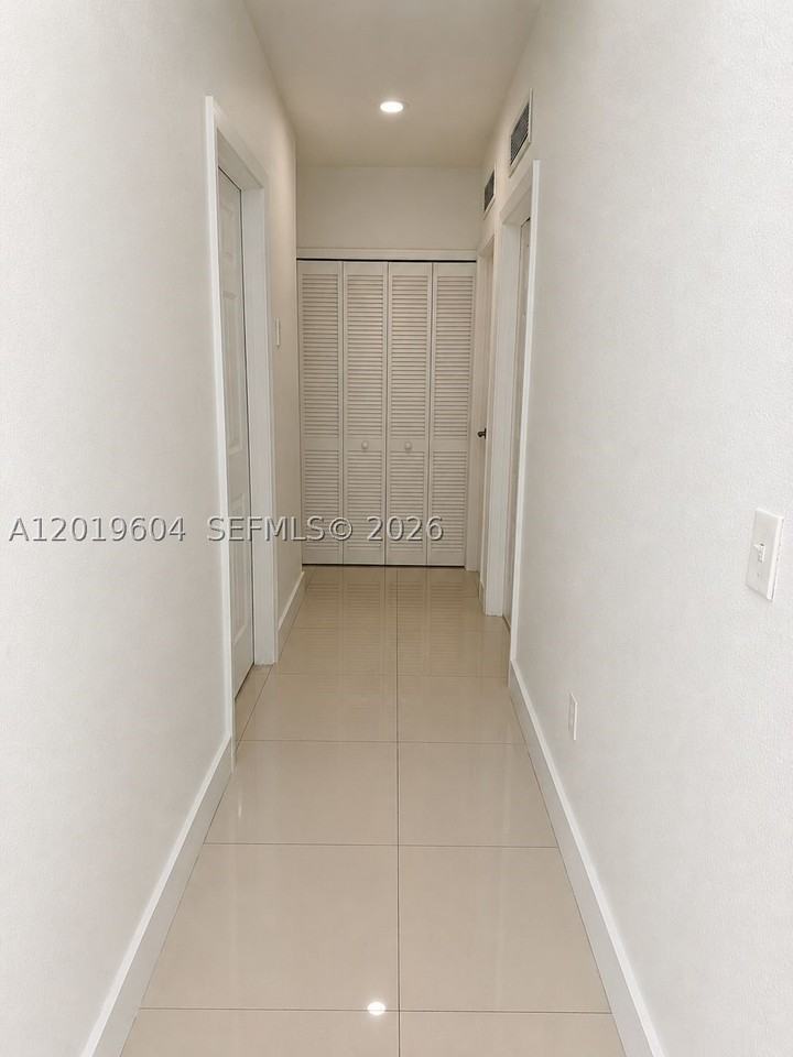 1507 Nw 100th St - Photo 5 of 14