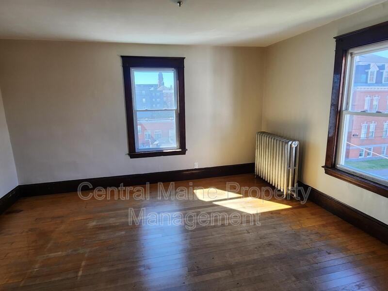 90 Ash St #90ASH9 - Photo 4 of 9