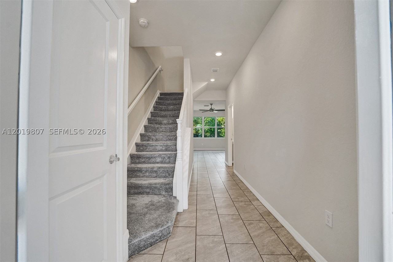 4764 Eucalyptus Dr - Photo 2 of 50