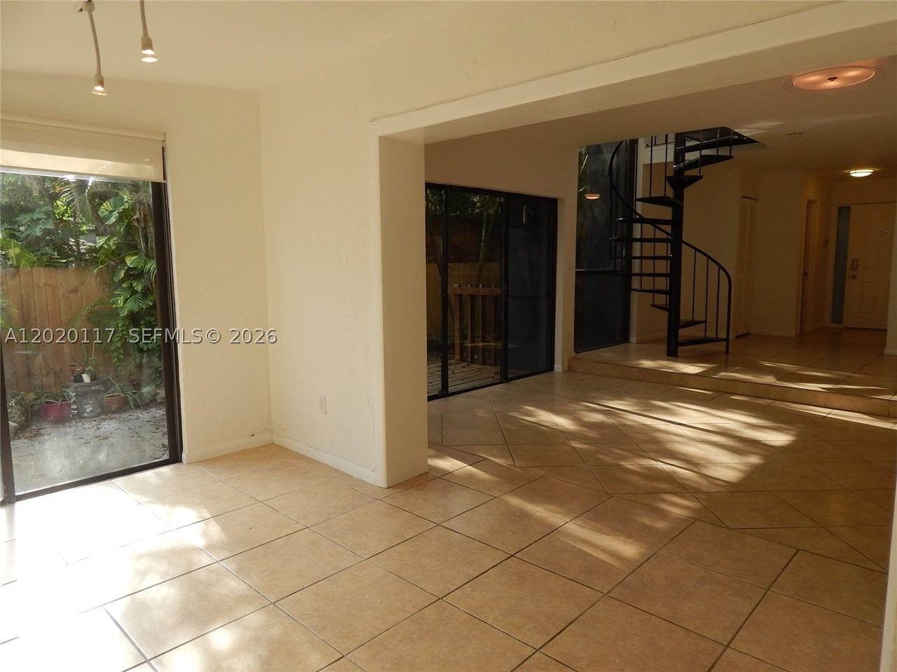 3119 Sw 27th Ave #3119 - Photo 6 of 20