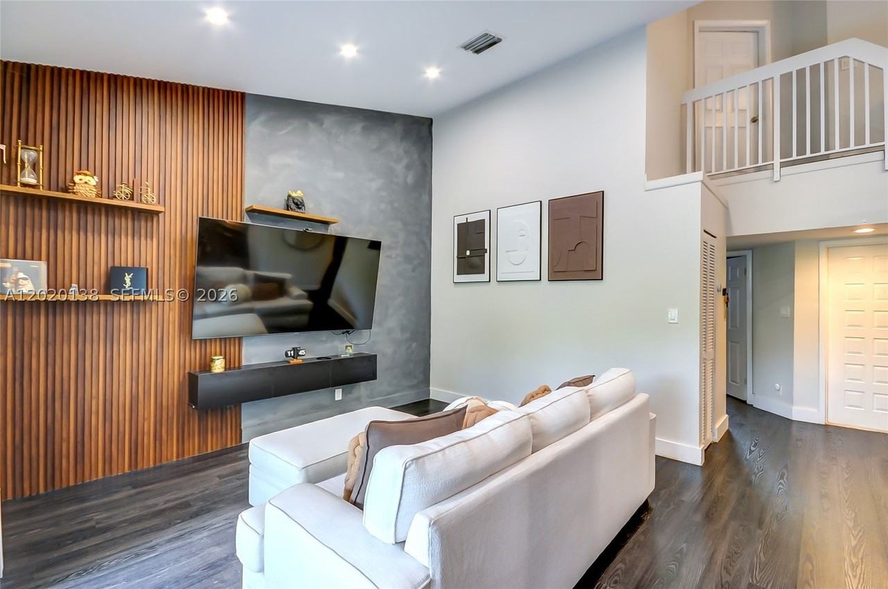 14014 Sw 91st Ter #14014 - Photo 3 of 50