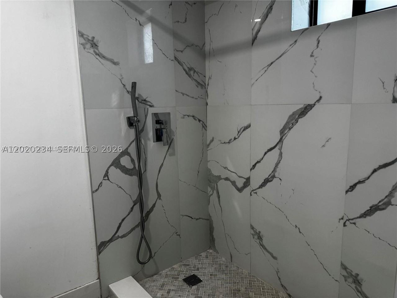 5420 W 21st Ct #110 - Photo 6 of 12