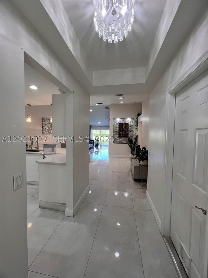 1590 Orion Ln - Photo 2 of 19