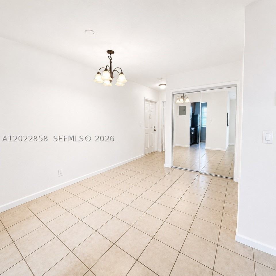 2225 Polk St #1B - Photo 2 of 14