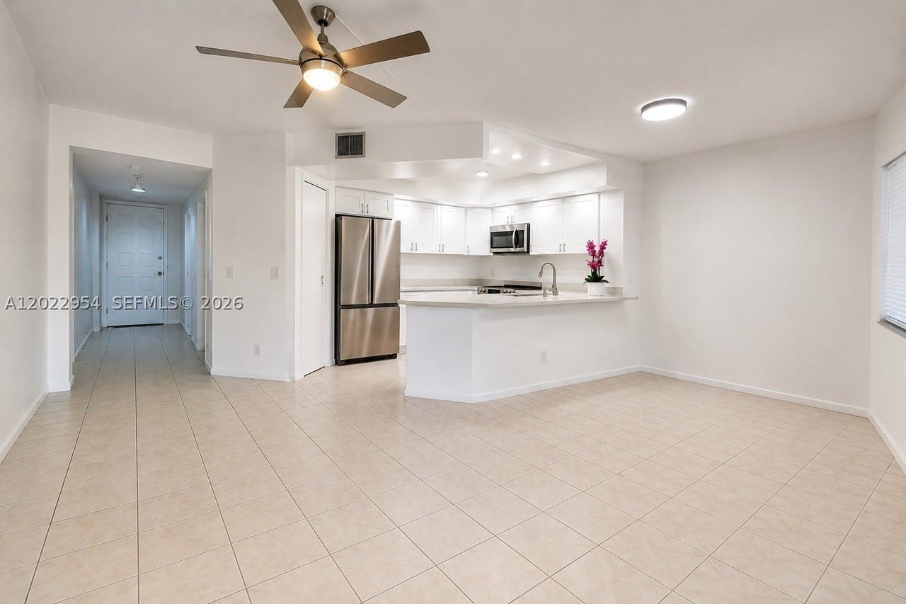 12750 Sw 4th Ct #114J - Photo 2 of 6