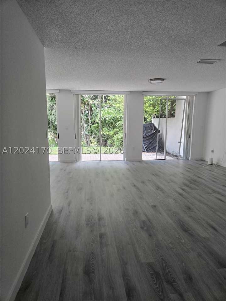 9835 Nw 43rd Ter #9835 - Photo 3 of 24