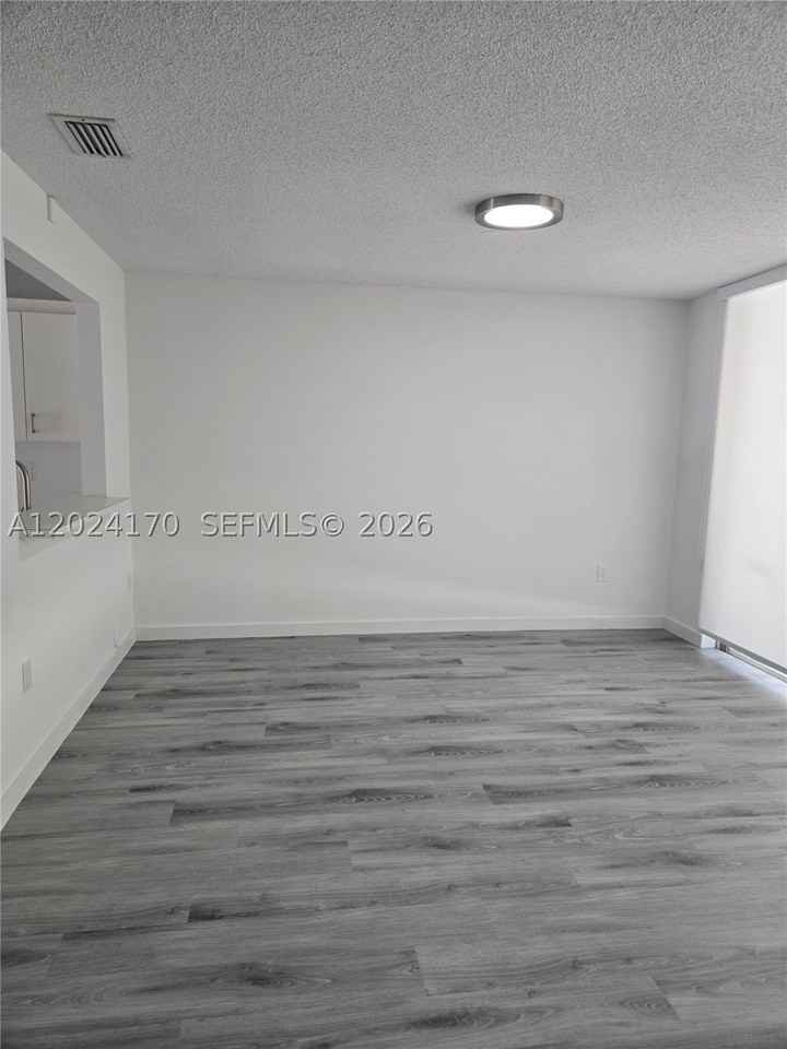 9835 Nw 43rd Ter #9835 - Photo 5 of 24
