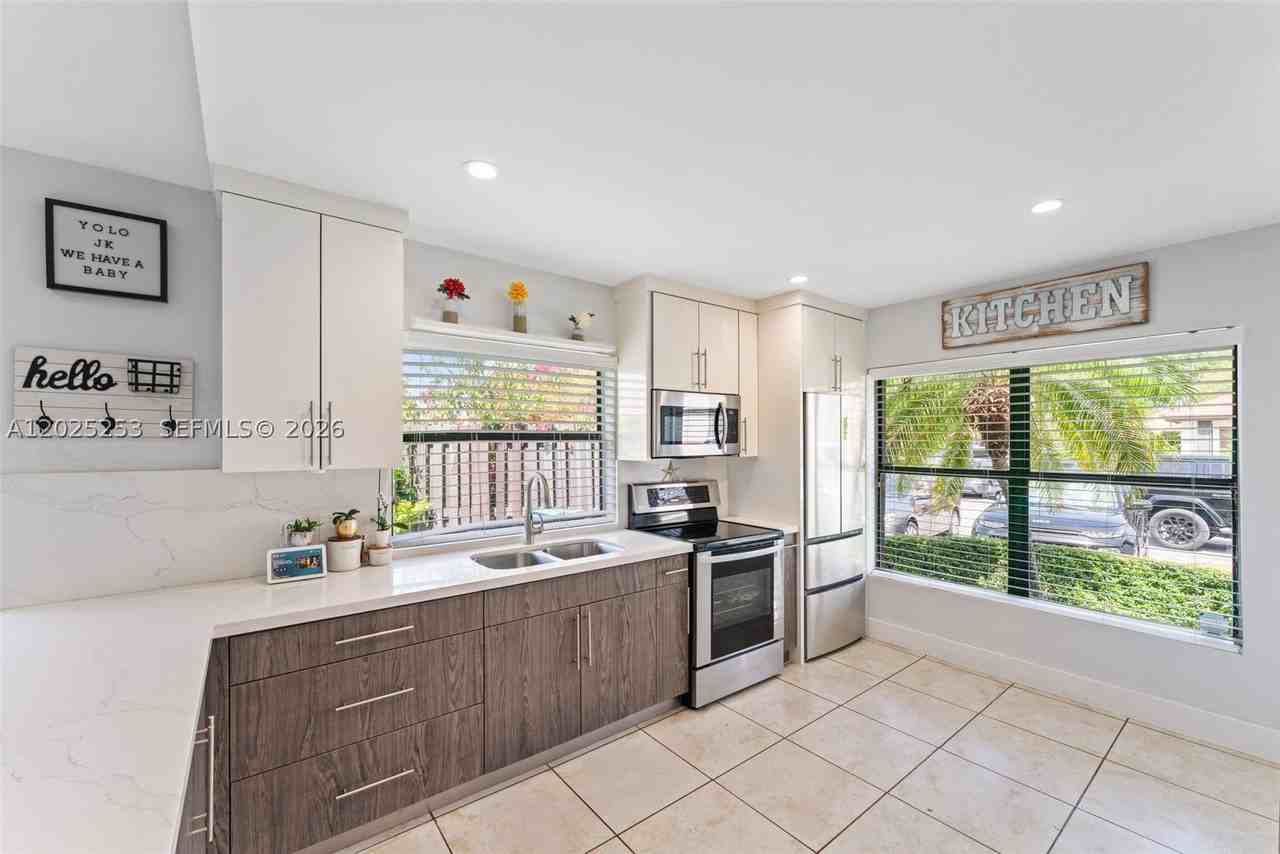 4885 Sw 152nd Pl #D95 - Photo 3 of 20