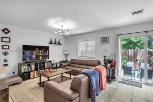212 Ne 3rd St #10 - Photo 1 of 1