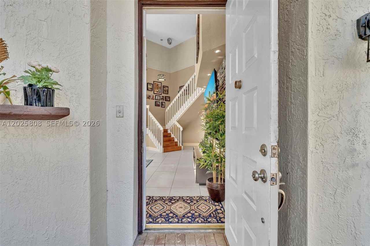 16408 Sapphire Pl - Photo 3 of 45