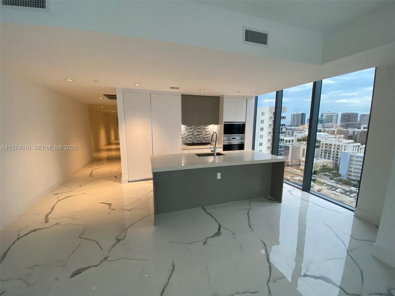 NE 23rd St & Biscayne Blvd - Photo 6 of 32