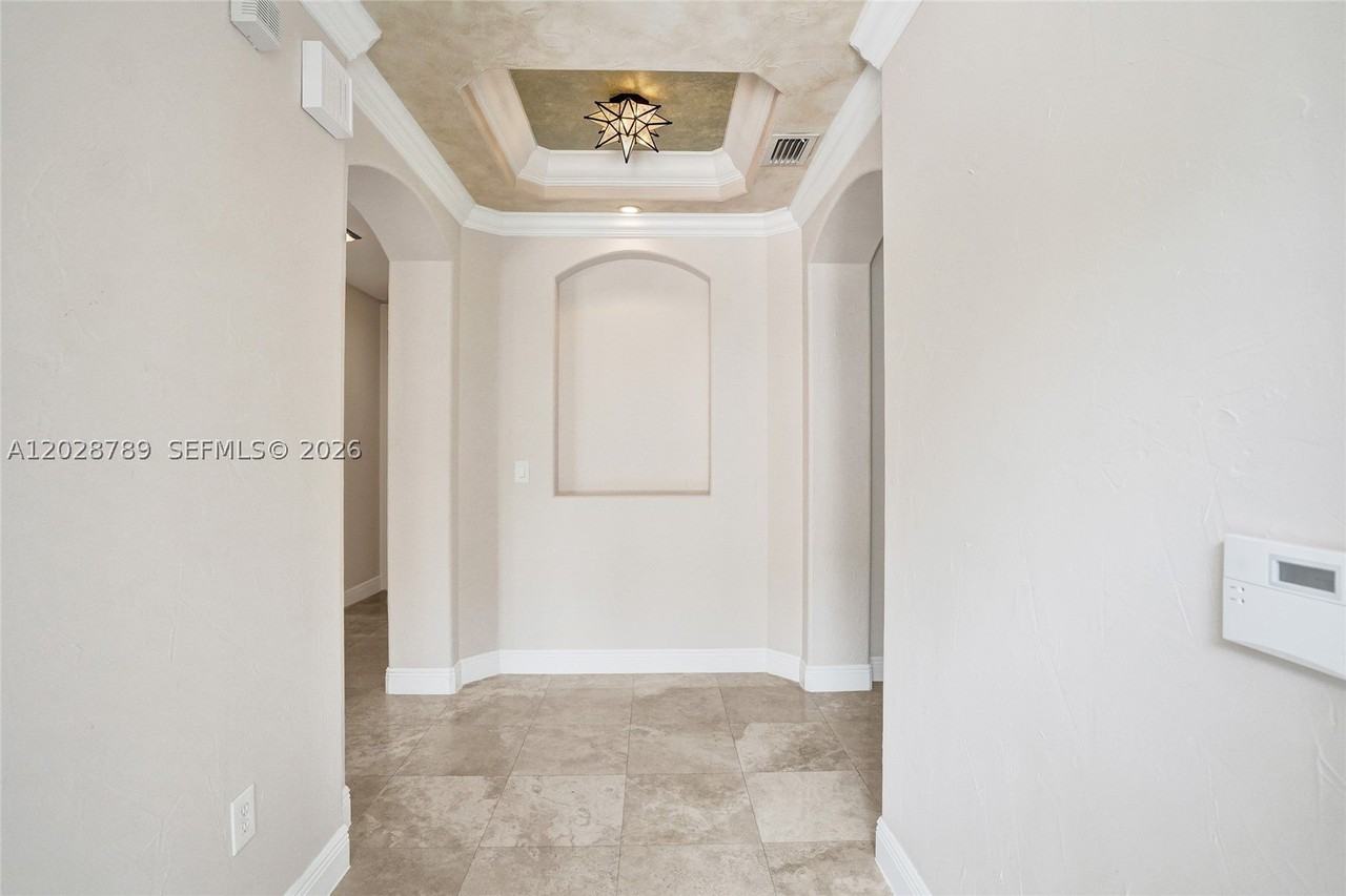 7663 Old Thyme Ct #7C - Photo 5 of 50