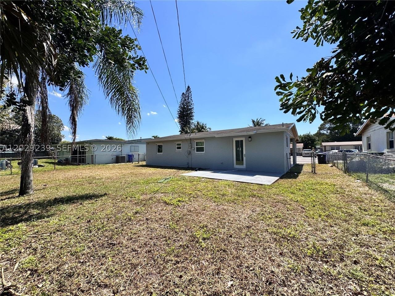 2040 Nw 29th Ter #2040 - Photo 5 of 5