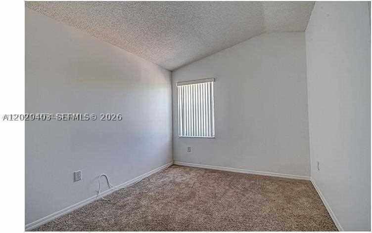 960 Corkwood St - Photo 5 of 15