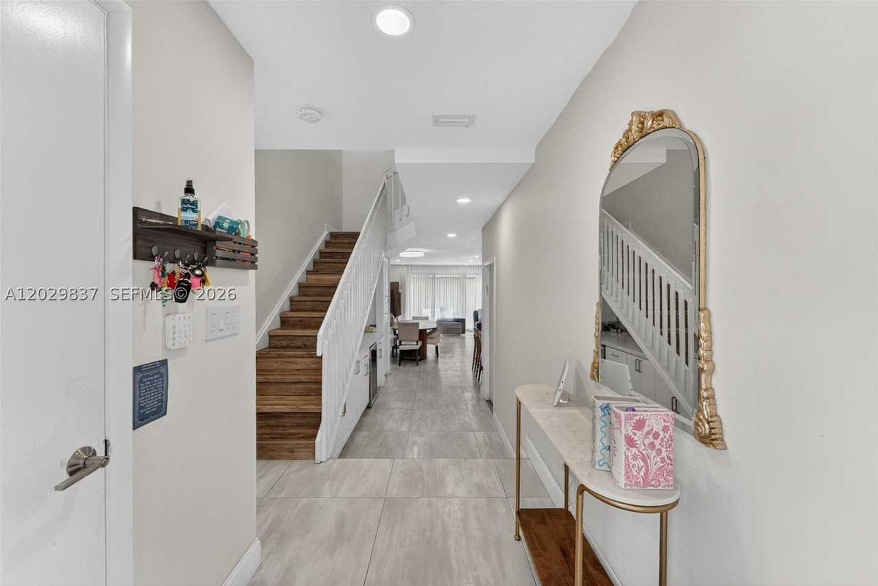 21388 Marina Cove Cir #16G - Photo 4 of 32