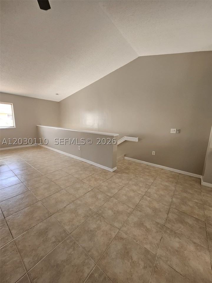 2527 W 76th St #208 - Photo 4 of 21