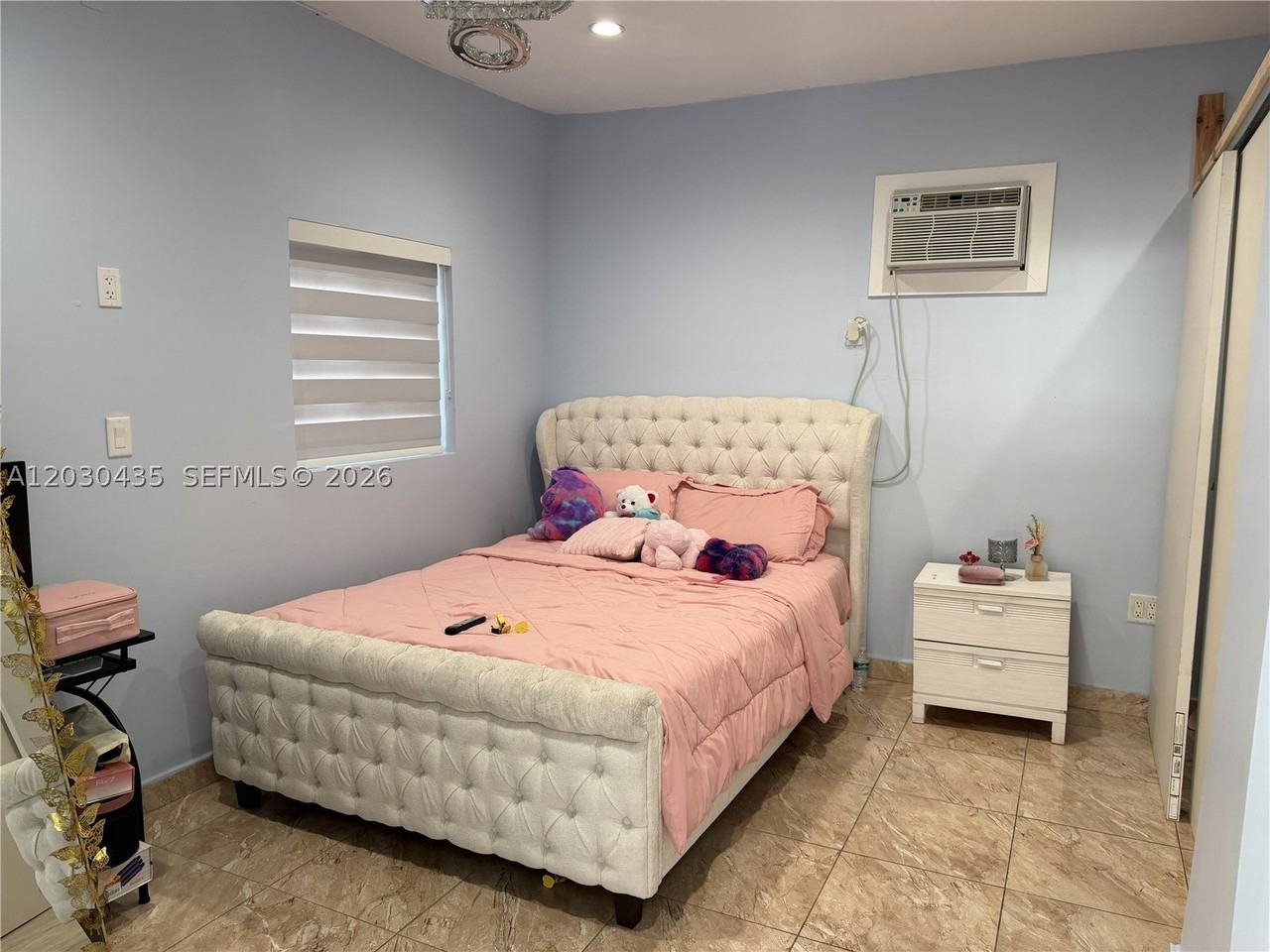 1870 W 64th St - Photo 5 of 26