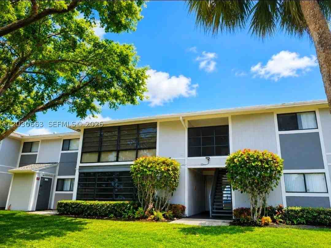 9707 Hammocks Blvd #103 - Photo 4 of 16