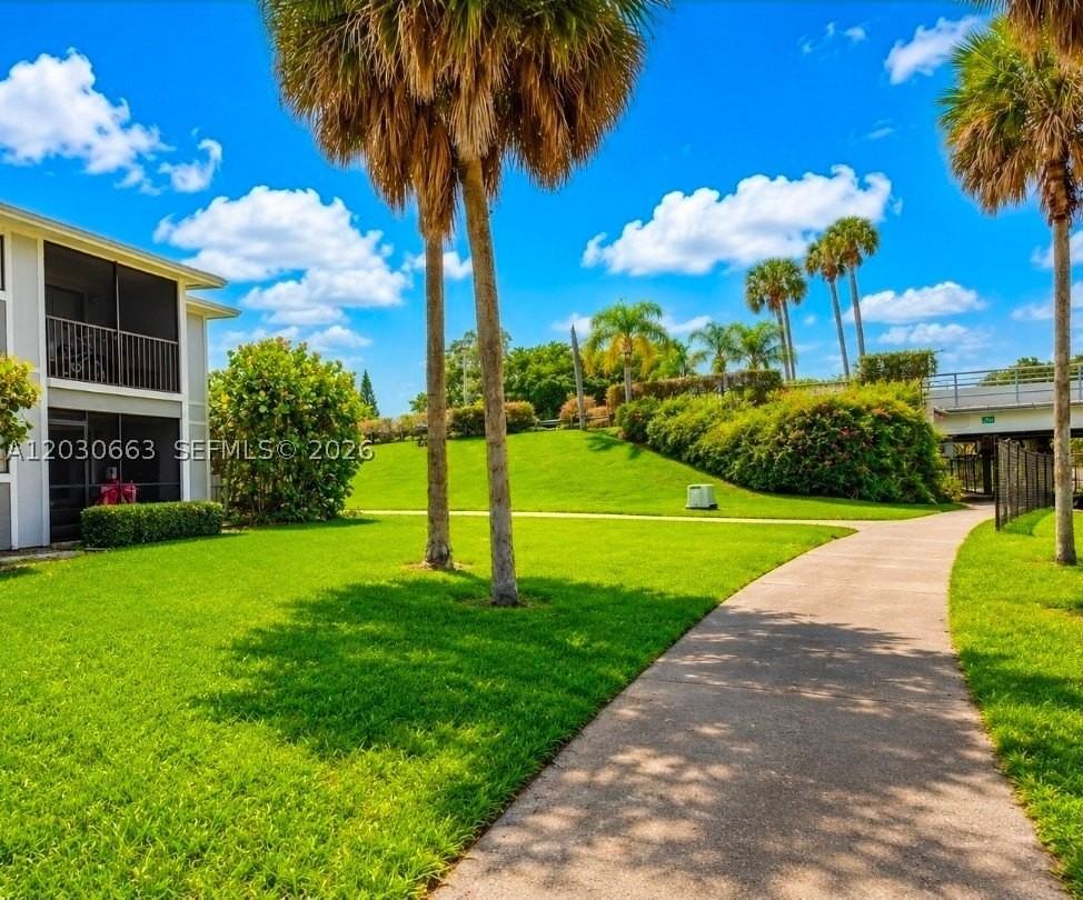 9707 Hammocks Blvd #103 - Photo 5 of 16