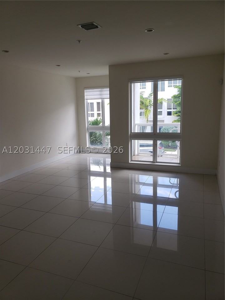 10280 Nw 63rd Ter #206 - Photo 6 of 22