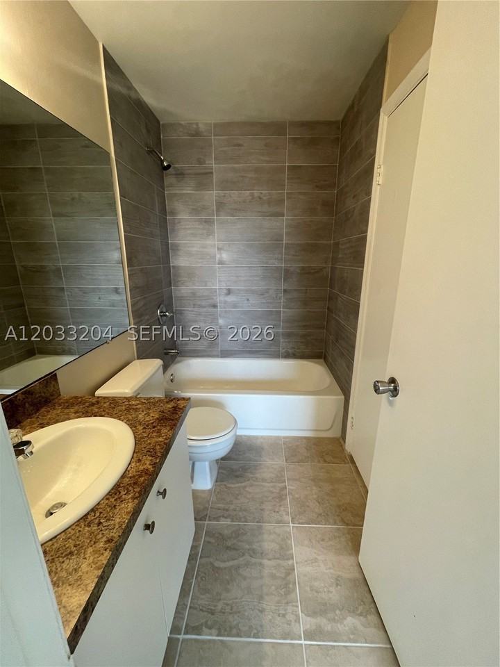 10521 Sw 158th Ct #304 - Photo 5 of 27