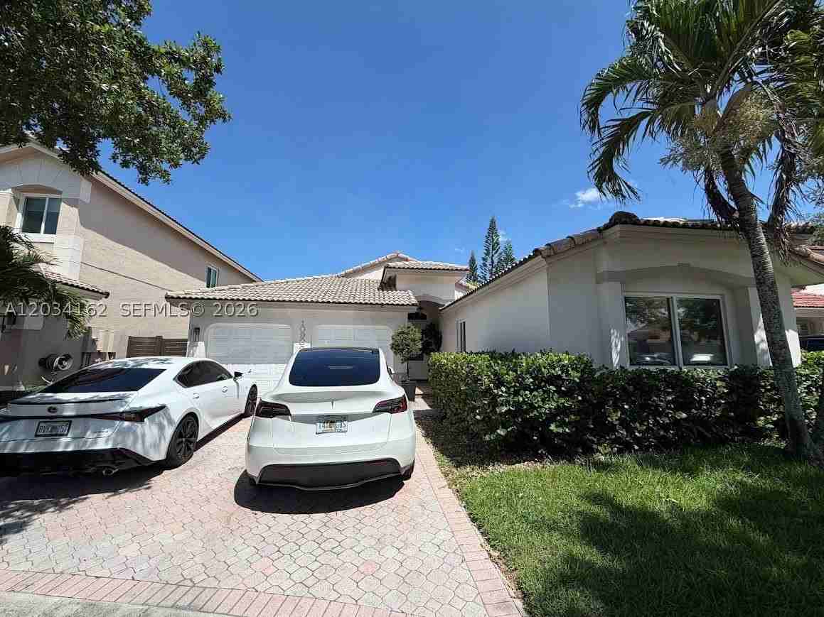 10900 Nw 72nd St