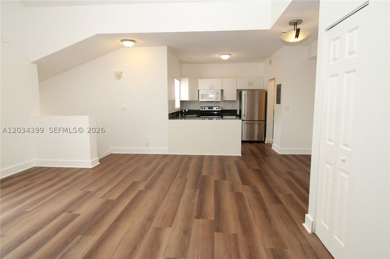 1423 Avon Ln #210 - Photo 7 of 15