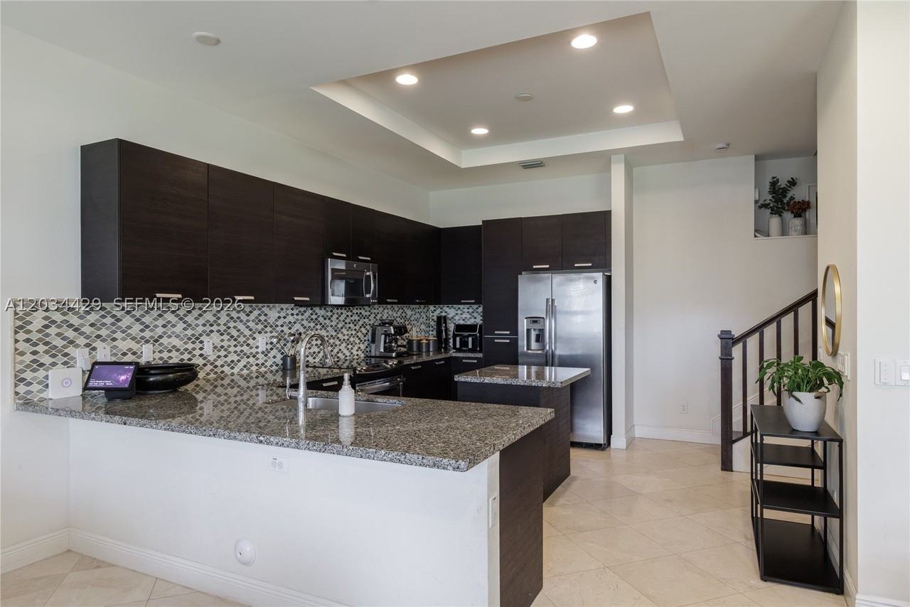 8469 Nw 51st Ter #8469 - Photo 6 of 14