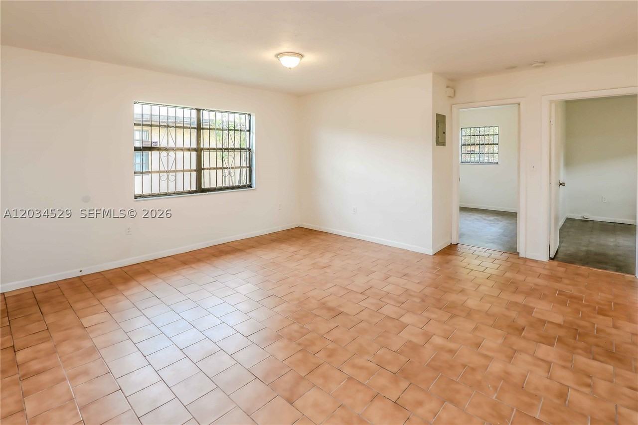 6747 Nw 5th Ct #2 - Photo 5 of 18