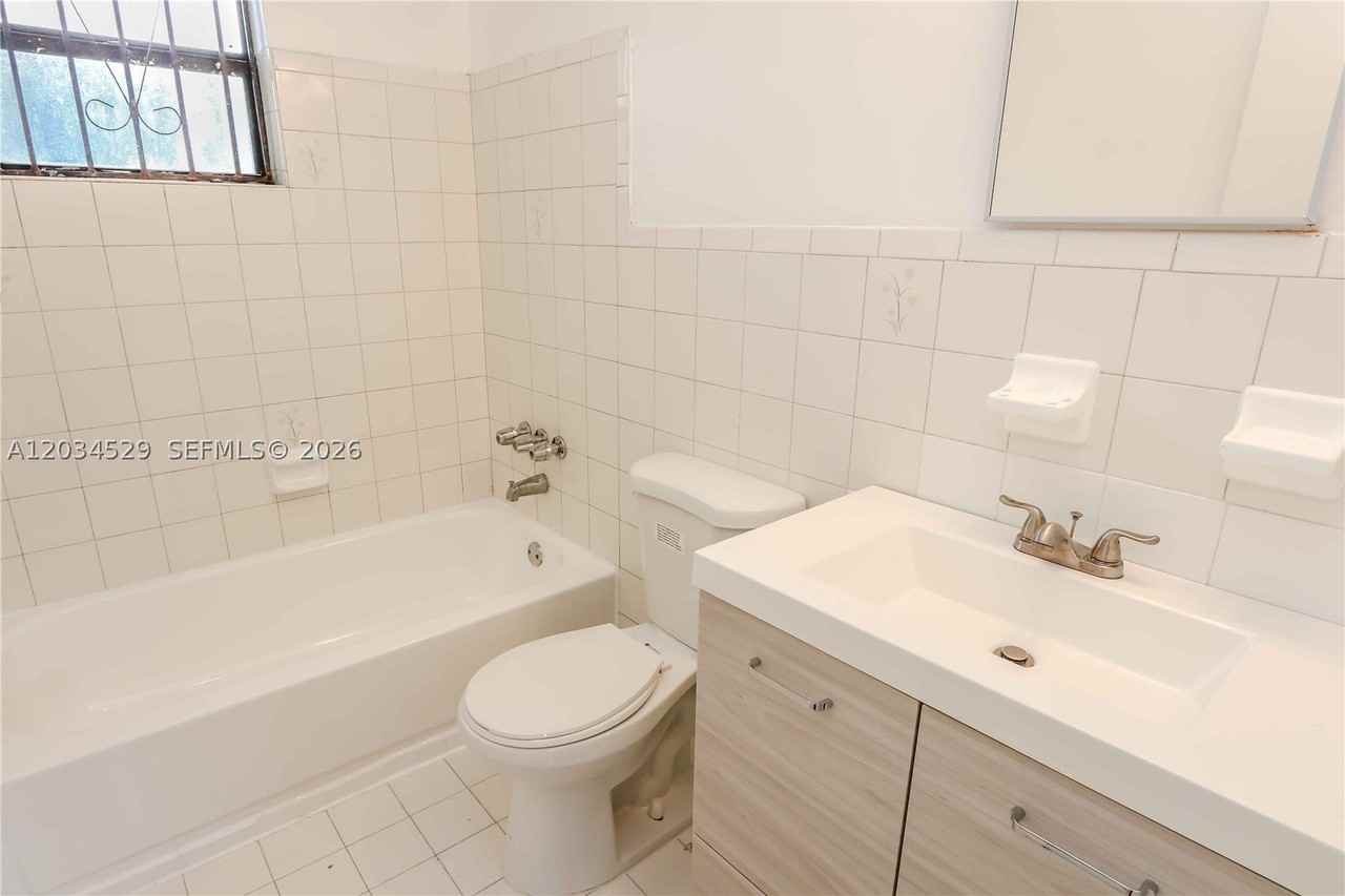 6747 Nw 5th Ct #2 - Photo 7 of 18