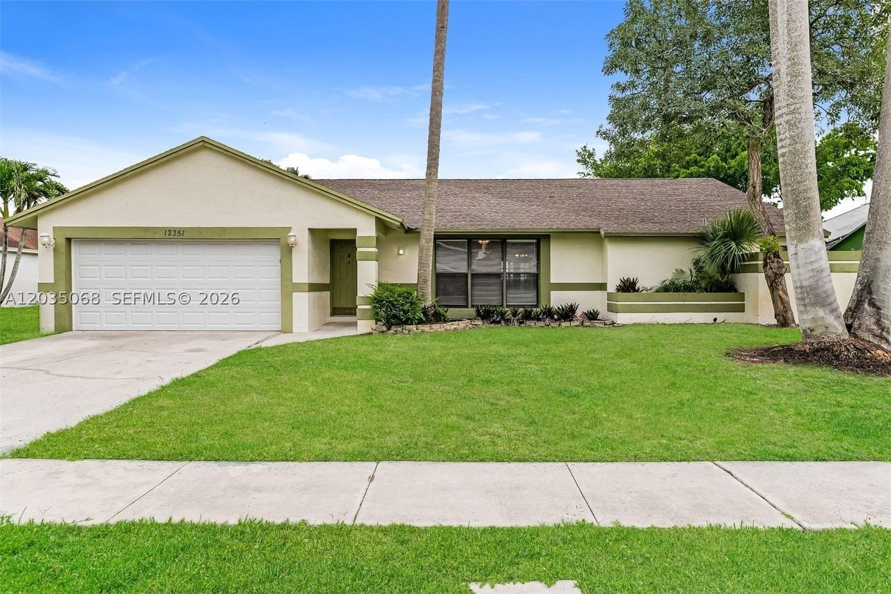 12351 Gingerwood Ln