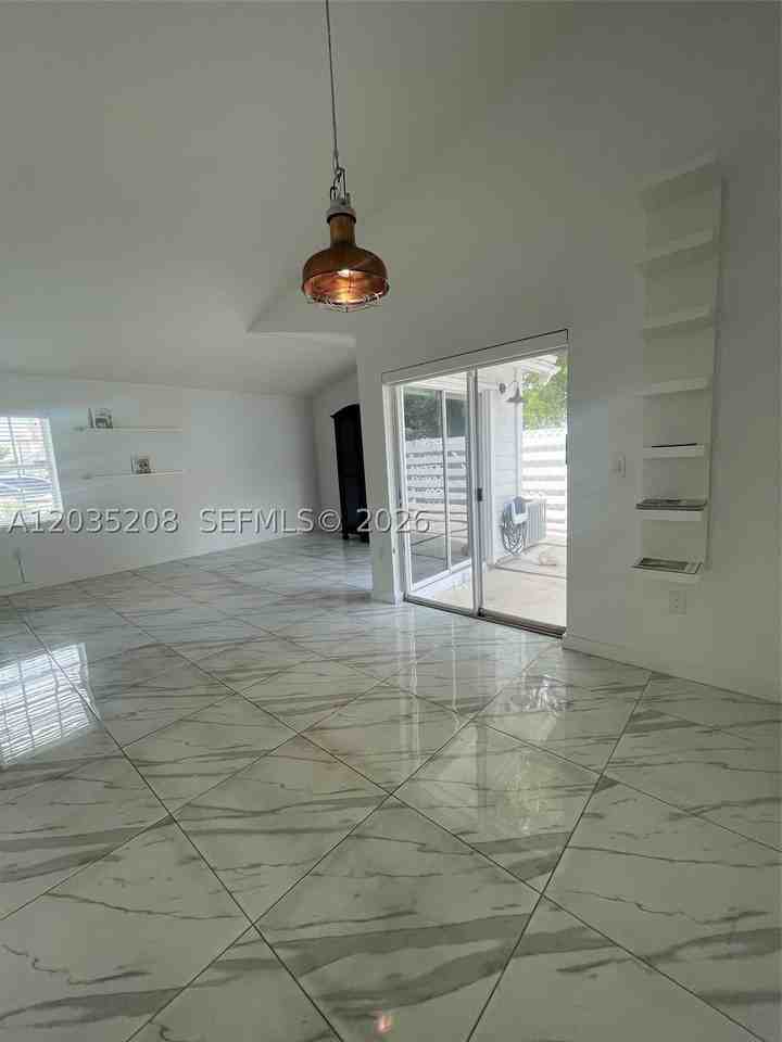 13706 Sw 147th Circle Ln #1-6 - Photo 7 of 25