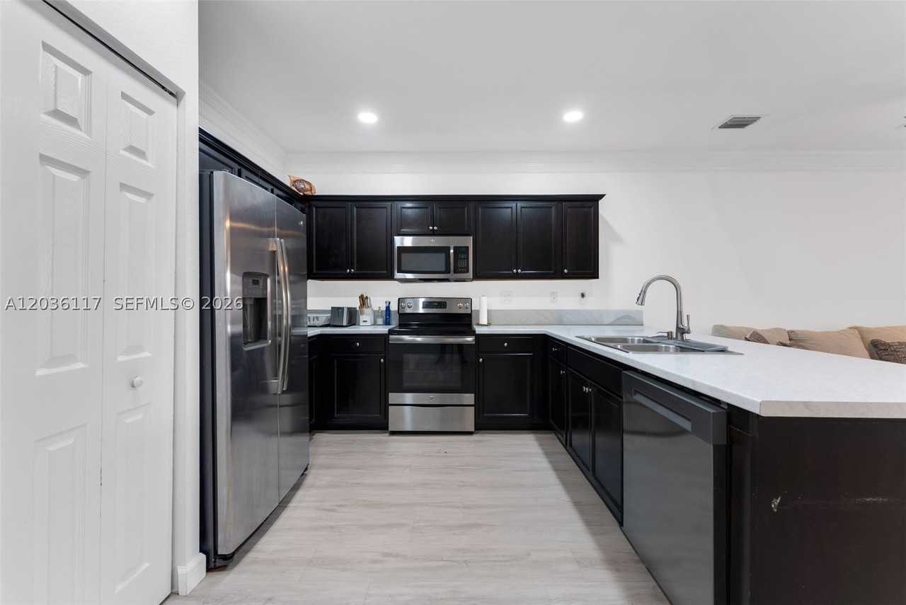 11467 Sw 248th Ln #11467 - Photo 7 of 35