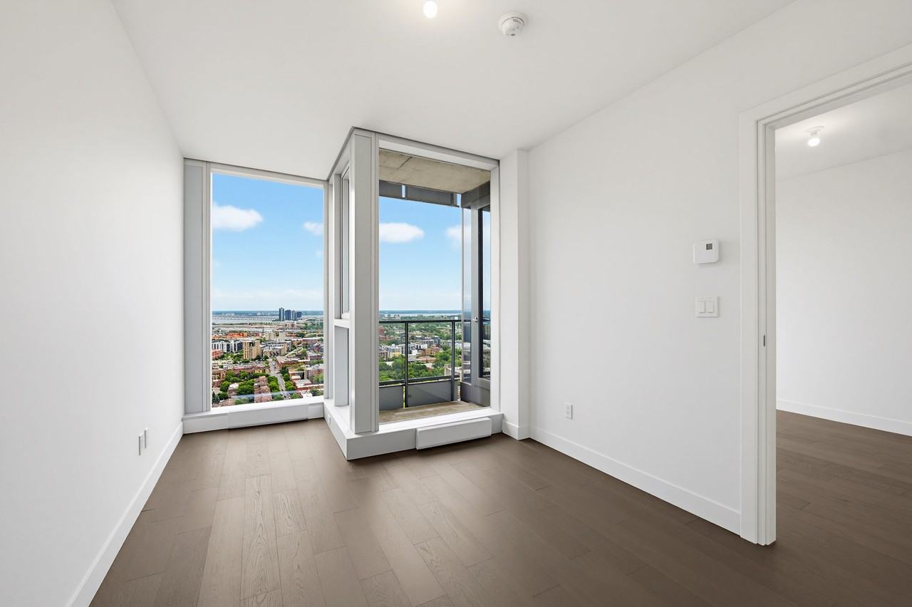 1500 Boulevard René-Lévesque Ouest — photo 2