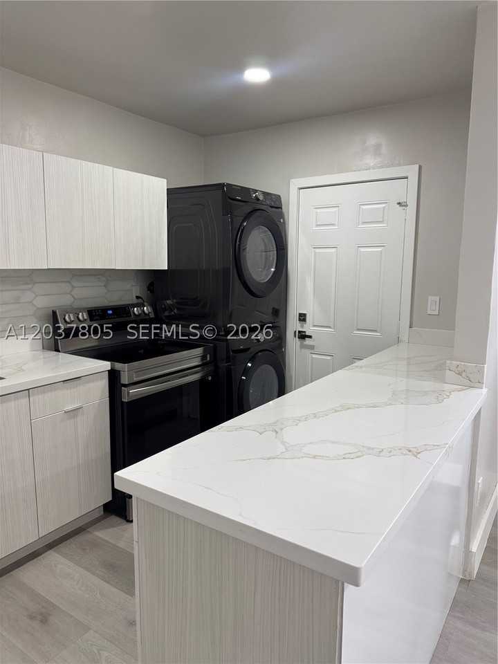 3000 Nw 91st St #3001 - Photo 5 of 14