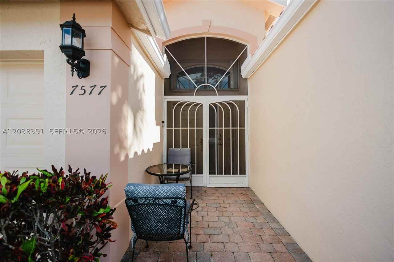 7577 Caprio Dr - Photo 3 of 22