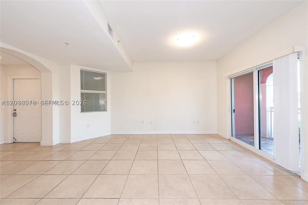 10901 Nw 83rd St #104 - Photo 5 of 19