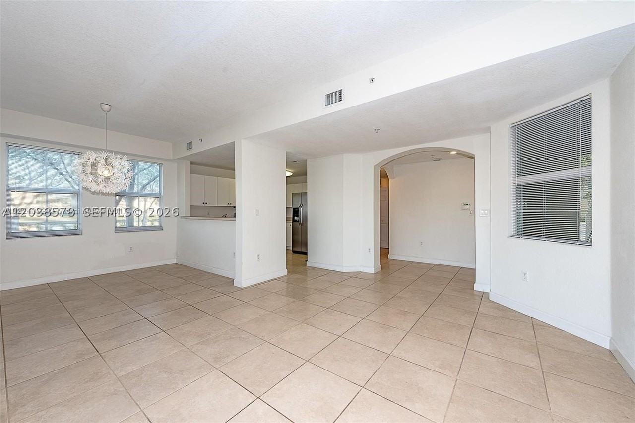 10901 Nw 83rd St #104 - Photo 6 of 19