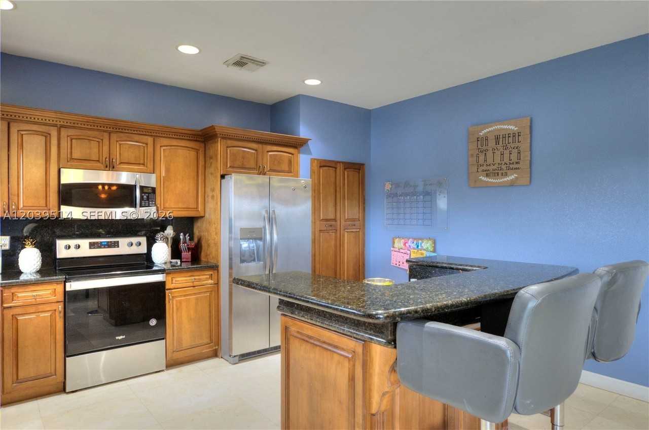 22131 Sw 87th Pl #NA - Photo 5 of 12