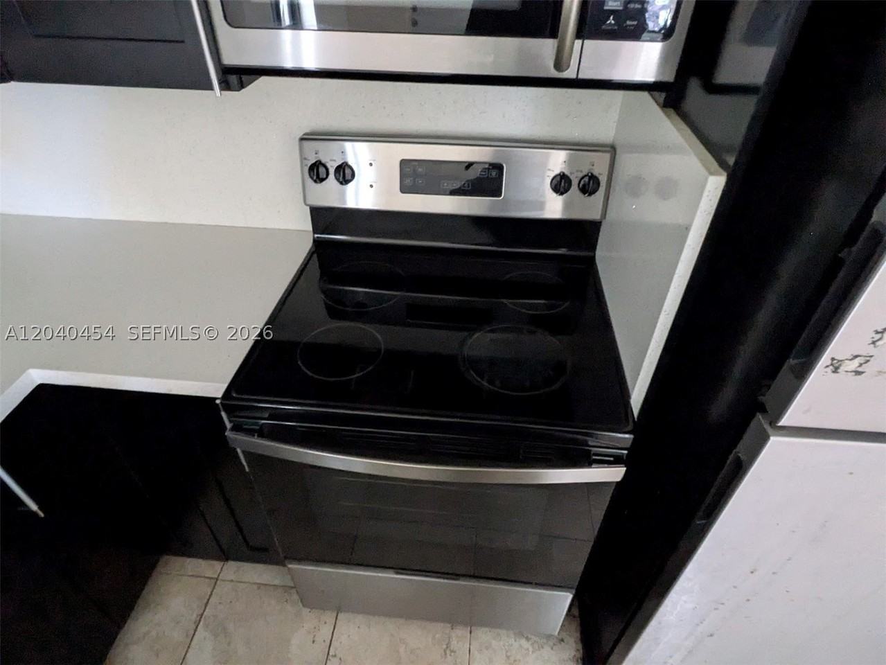 3450 Sw 132nd Ave #2 - Photo 4 of 11