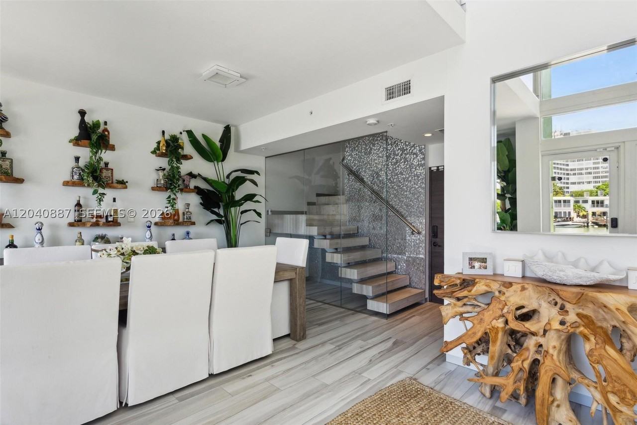 101 N Shore Dr #101 - Photo 7 of 50