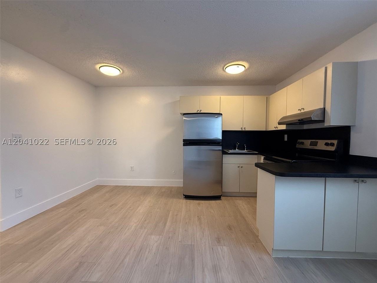 131 Nw 77th St #1 - Photo 4 of 15