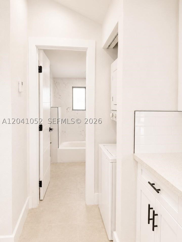 23 Nw 76th St #0 - Photo 5 of 13