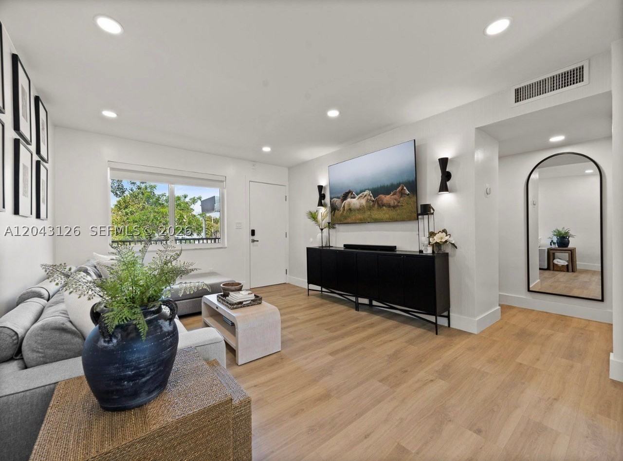 7505 Sw 82nd St #208 - Photo 6 of 12