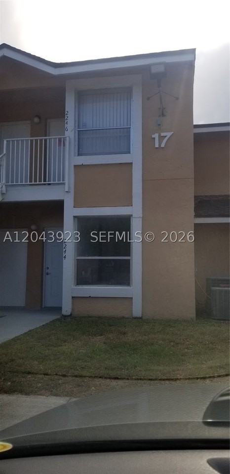 2244 Sw 81st Ave #2244 - Photo 2 of 15