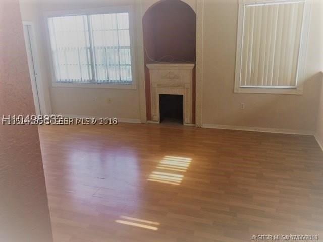 2305 Belmont Ln #2305 - Photo 3 of 11