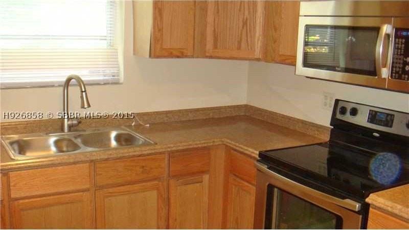 904 Wallace St - Photo 6 of 8